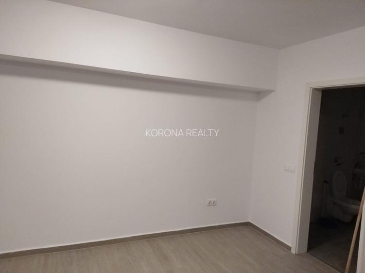 Spatiu comercial de vanzare zona Tractorul bloc nou - 4