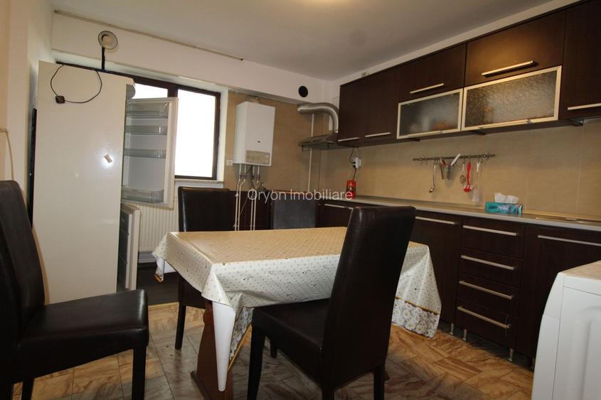 Apartament 3 camere, zonă centrală - 10