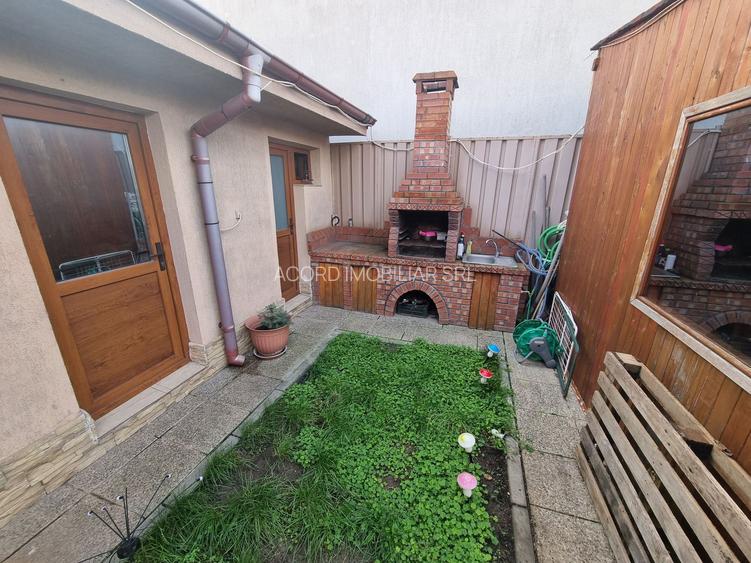 Bratianu  -casa cu deschidere pe colt - 7