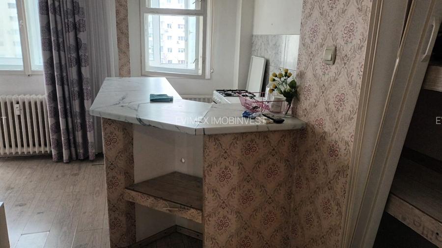 Muncii - Campia Libertatii ,  Bloc mixt- garsoniera - 5