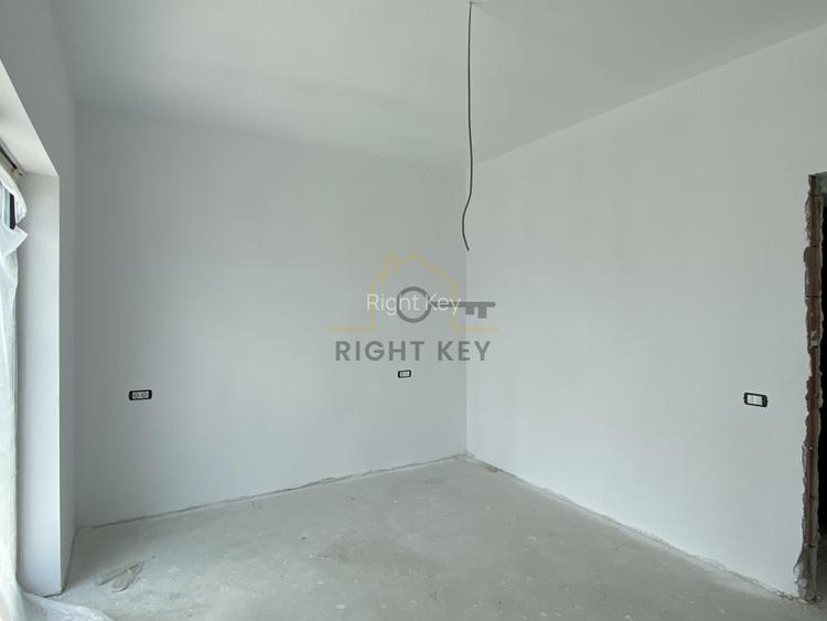 Casa individuala P+1, 4 camere, 430 mp teren, asfalt! Comision 0% - 12