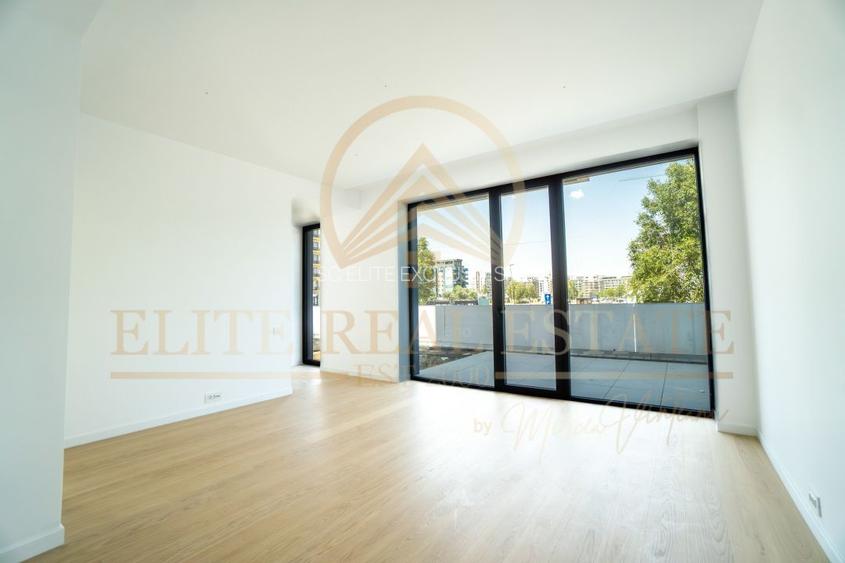 Stațiunea Mamaia - Vânzare apartament cu 2 camere cu terasa, primul rând la mare - 3