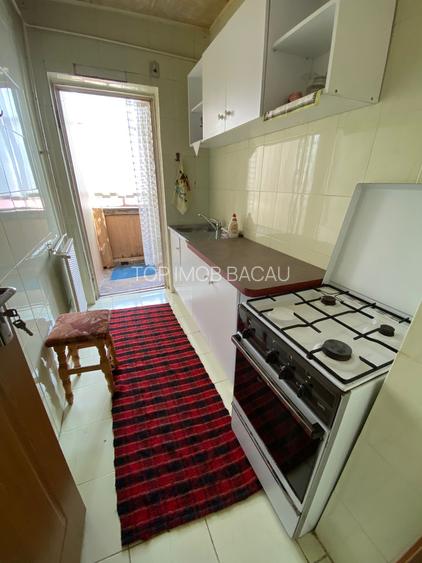 Garsoniera mobilata si utilata zona URA - 5