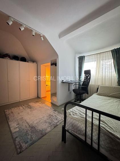 Apartament 2 camere - Domenii, etaj 2/2, centrala noua, curte, boxă, pod. - 39