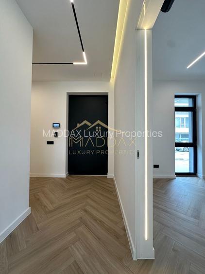 Vila individuala *432mp* + curte // 6 locuri Parcare / Pipera-Tunari - 12