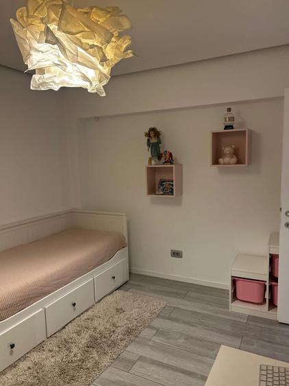 De închiriat – Apartament modern cu 3 camere | Zona Centrală