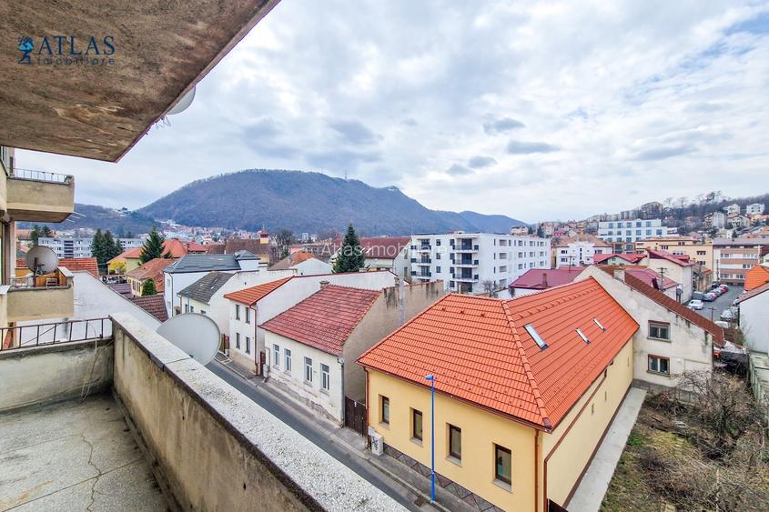 Decomandat, 3 camere, 91 mp., ultracentral, et. 2  din 4, vedere catre Tampa, - 6