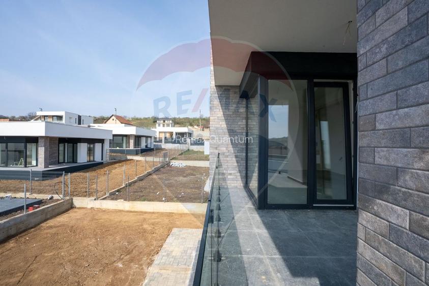 De vânzare casă 5 camere  în zona Dealuri Oradea - 25