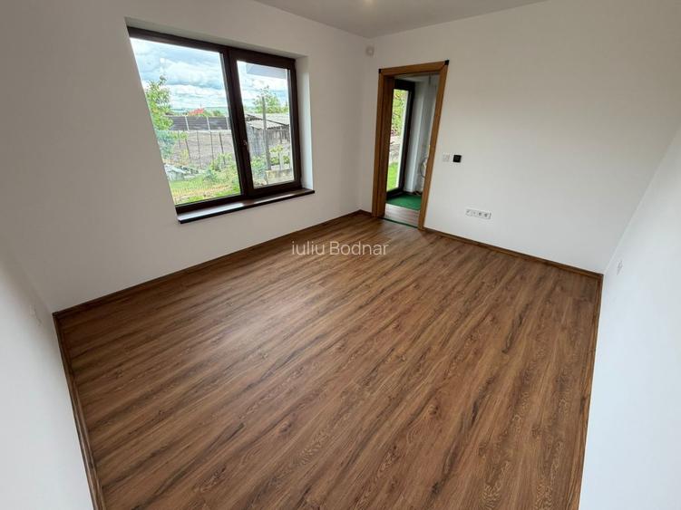 Casa P + 1 , 4 camere, 2 bai, bucatarie cu dinning - 5