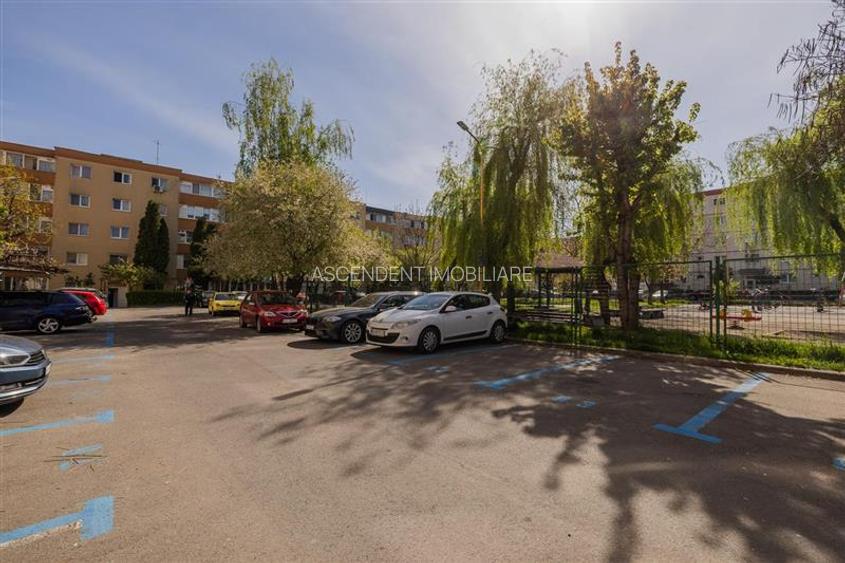 Decomandat, 2camere, insorit, balcon, loc parcare, 2 boxe, Astra, Brasov - 6