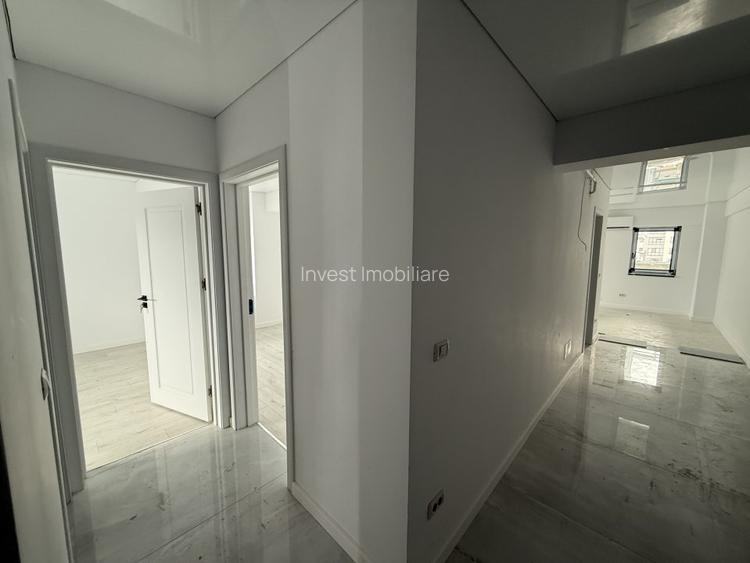 APARTAMENT 3 CAMERE , NICOLINA , DECOMANDAT , ETAJ INTERMEDIAR - 12