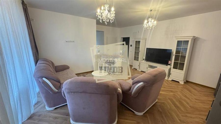 Apartament nou de lux cu 3 camere si garaj zona Centrala - 2