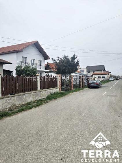 Loc 2 Mai, loturi teren intravilane - 2