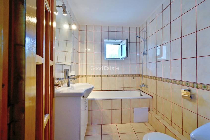 Vanzare 4 camere Etaj 1 bloc 1980 Str. Floare de Cais Central Otopeni - 5
