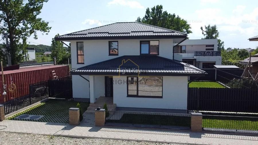 Vila moderna P+1, utilitati, asfalt, 400mp curte!Comision 0%! - 2