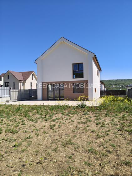 Casă individuală de vânzare în Chinteni - 4