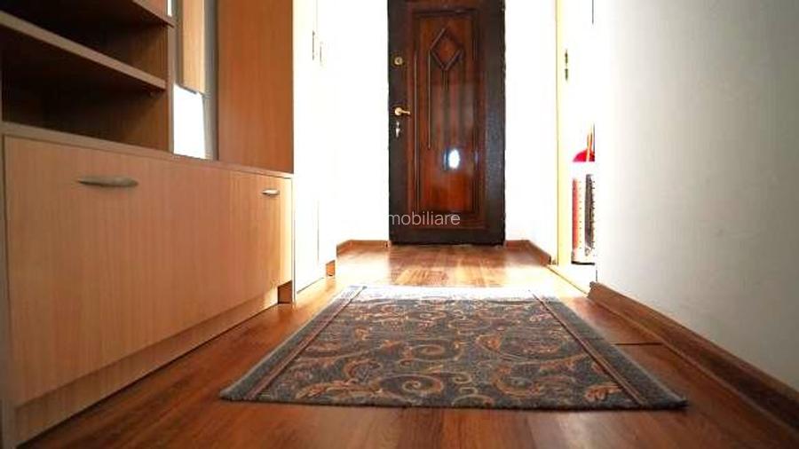 Curat, Luminos! Vanzare ap 2 camere in Targoviste - Micro 11 zona linistita. - 4