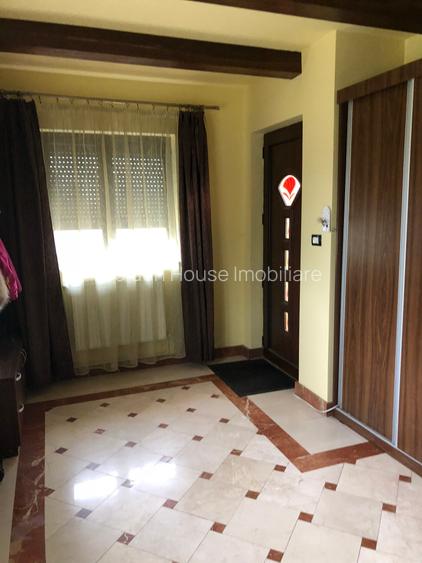 Reședință privată 300 mp | Autonomie energetică 15 kW | 860 mp teren | 549.900 € - 8