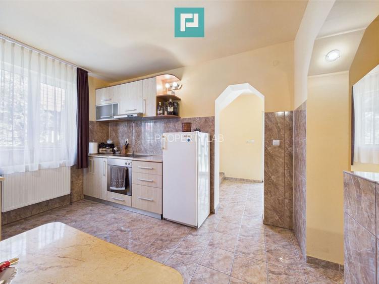 Vilă cochetă 4 camere P+M în Munar - 7