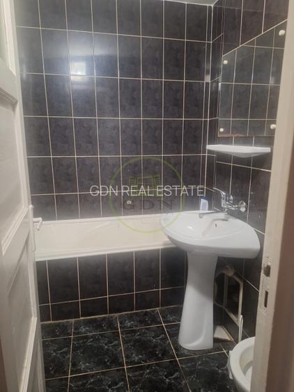 Apartament 3 camere decomandat zona piata Flora - 11