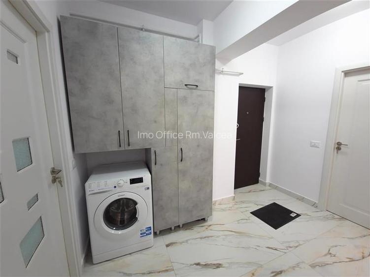 DE INCHIRIAT - 2 CAMERE, PARTER, LOC DE PARCARE INCLUS - 6