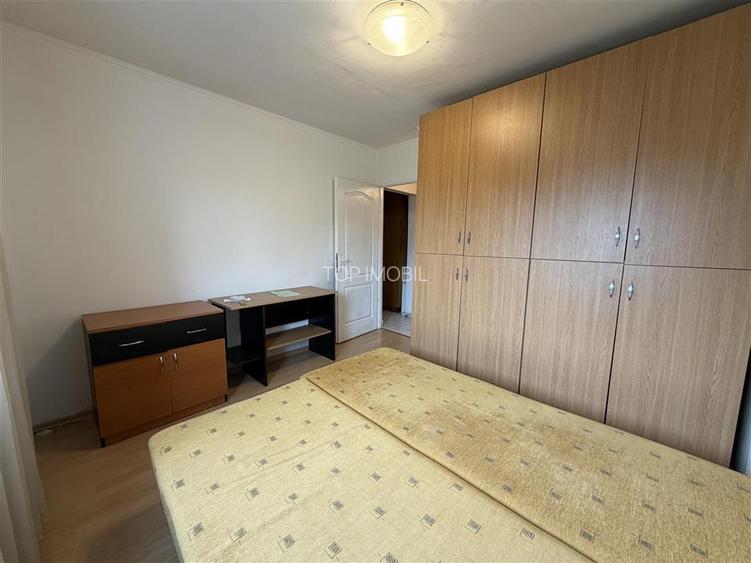 Apartament 2 camere, etajul 3, decomandat- Nicolina - 5
