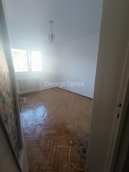 Apartament 4 camere ultracentral , etaj 3/4, Aleea Nucului - 4
