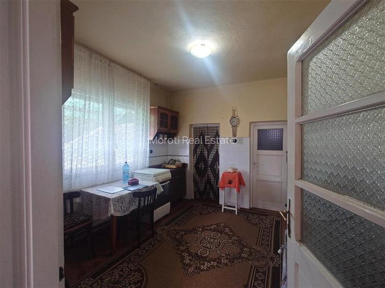Casa cu teren, aproape de centrul balneo-termal Vata Bai - 12
