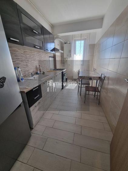 Garsoniera Decomandata 41mp - Sector 4 - Bulevardul Metalurgiei - 2