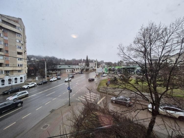 2 Camere SD Zona Petru Poni Pacurari - Peco Mol - IDEAL INVESTITIE / Boxa depoz. - 6