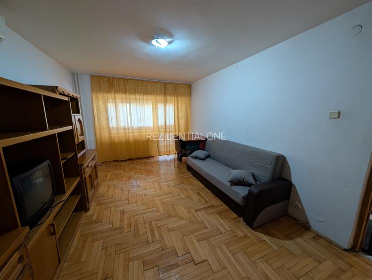 Apartament decomandat Banca Națională etaj 1, bloc 1992 - 8