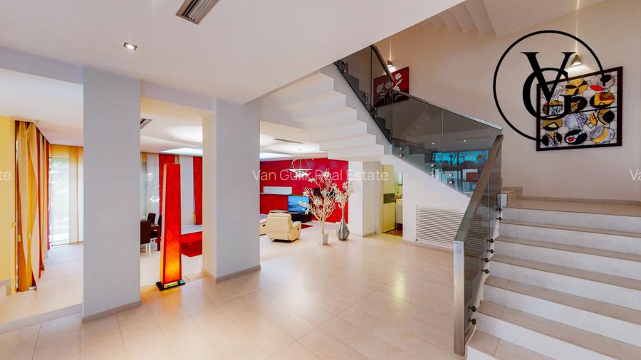 Vila unica în  Statiunea Mamaia- vedere la mare și lac - 4