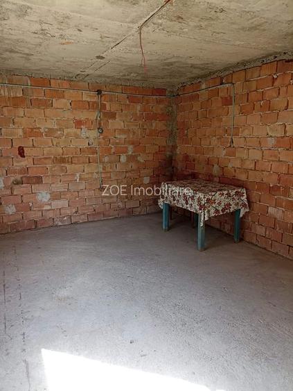 De vânzare casā particulara la rosu în Sfântu Gheorghe. - 9