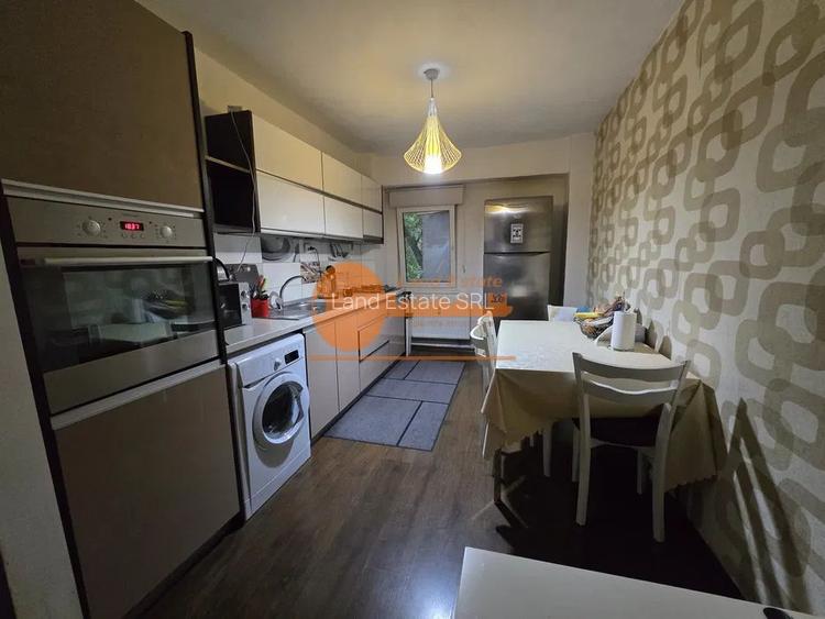 Apartament de 3 camere in zona Sebastian - 2