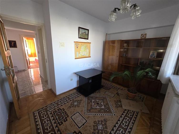 Apartament ecomandat cu 3 camere langa Teatrul National - 7