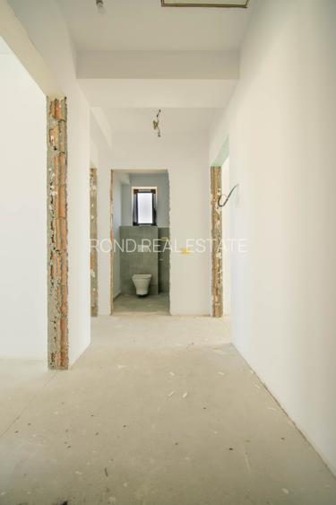 Vila alipita, impecabil executata, teren 350mp, preechipare AC - 26