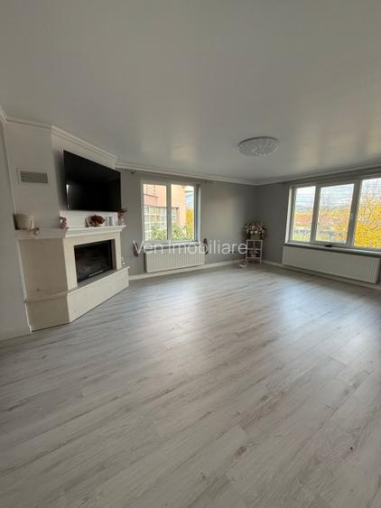 CASA ELEGANTA CU TEREN 1500MP,ZONA PETROM - 9