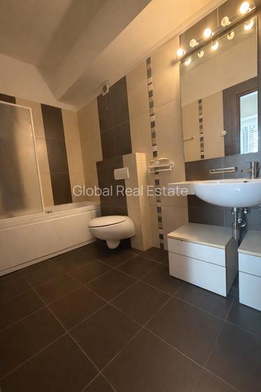 2 Camere Mamaia Zona Cazino  2 Băi Loc Parcare - 4