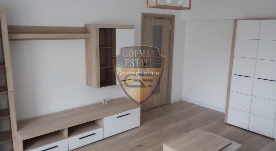 3 camere Constanta Ultracentral Tomis Mall, balcon, centrala gaz etaj 1 cu lift - 2