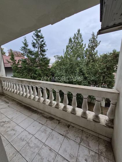 De vânzare Vilă individuala 11 camere curte proprie Parcul Carol - 27