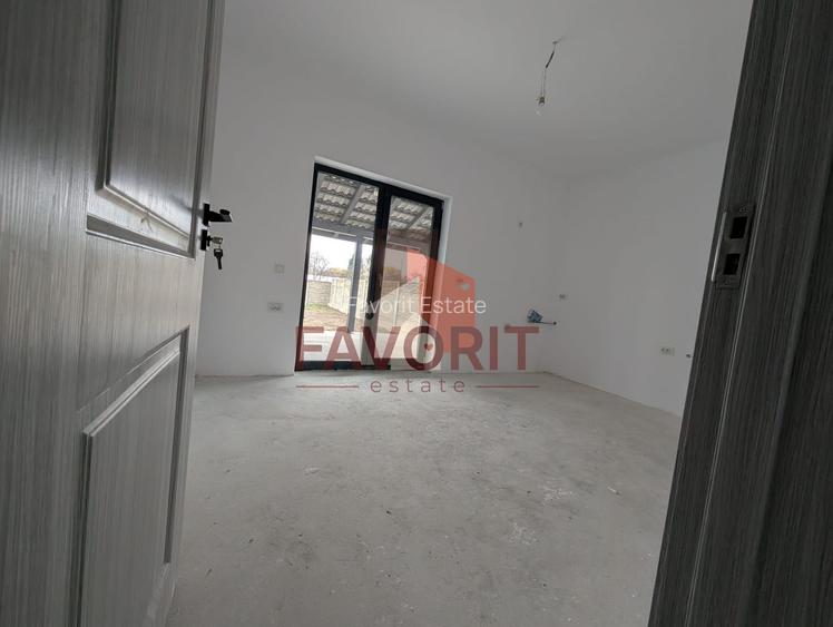 Casa individuala | Parter + Etaj | Asfalt | Toate utilitatile | - 12