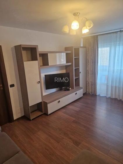 Apartament Mihalache // Piata 1 Mai - 2