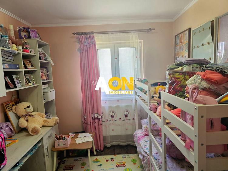 Apartament cu 2 dormitoare, etaj 3, mobilat, utilat, cu boxa, Ampoi 1 - 8