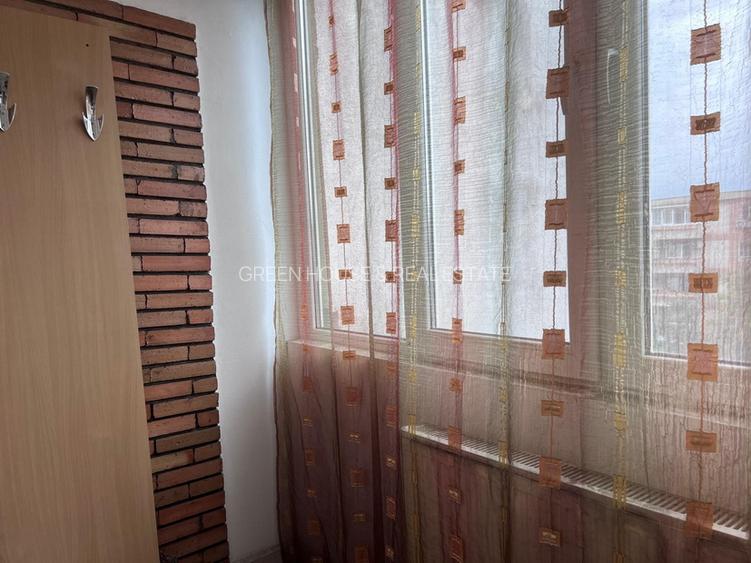 Apartament 2 camere, zona Liceul Auto - 14