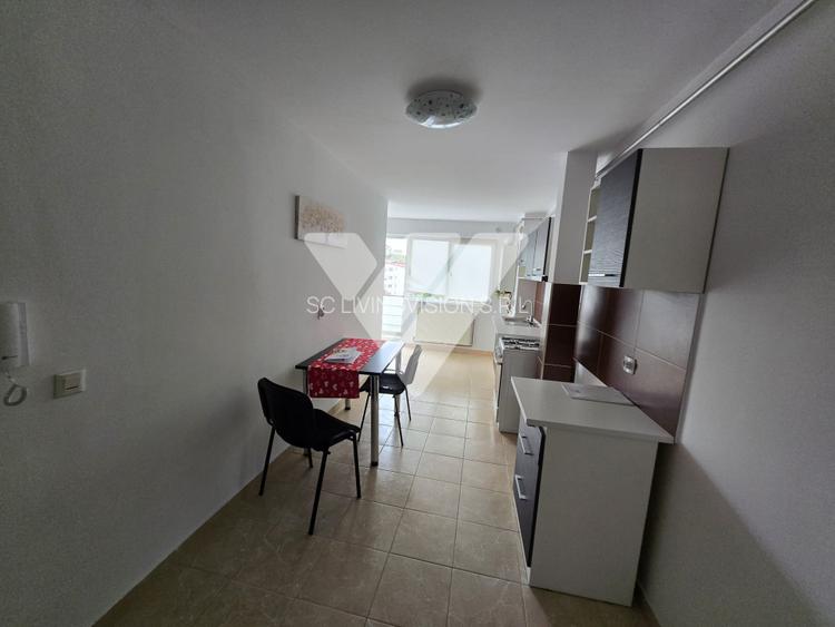 Apartament tip mansarda 3 camere de vanzare Zona Strand - 14