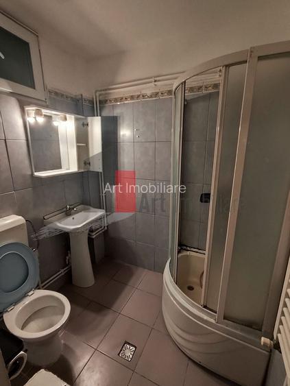 Garsoniera de inchiriat in zona Damaroaia - 5