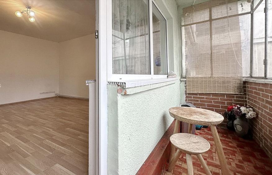 Acces Facil Suprafata Generoasa - 6