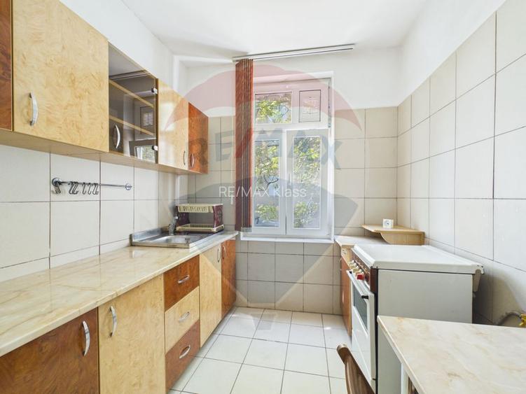 Etaj de casa interbelica, 3 camere, in inima Bucurestiului - 18