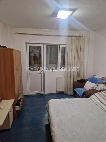 BD. CHISINAU X BD. BASARABIA, - 11