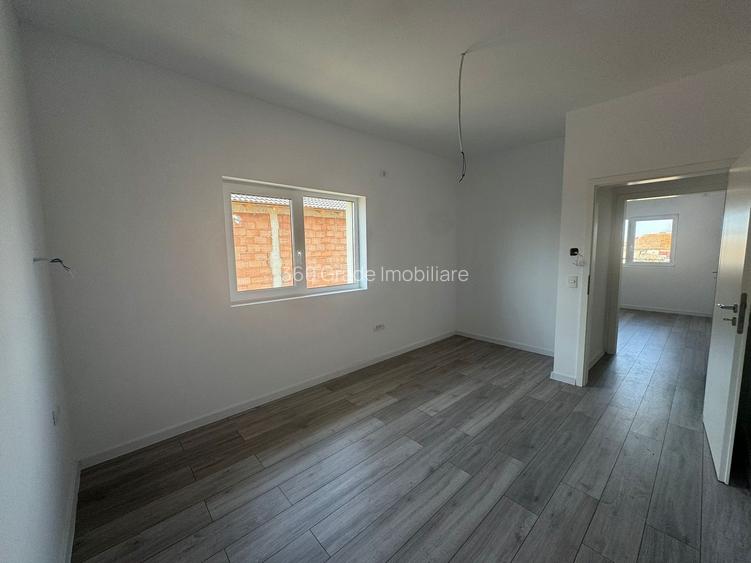 Duplex Mosnita 4 camere 2 bai Asfalt Toate utilitatile - 8